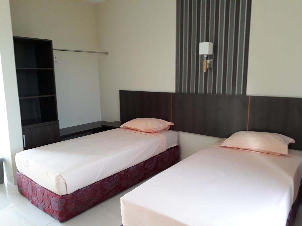 Bukit Kenari Hotel & Restaurant Pare-Pare Екстер'єр фото